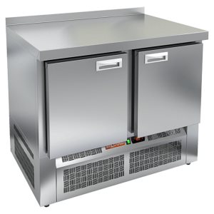 Стол холодильный среднетемпературный HiCold SNE 11/TN замок (2)